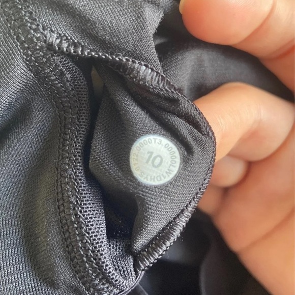NWOT lululemon dress size 10 - Picture 4 of 5